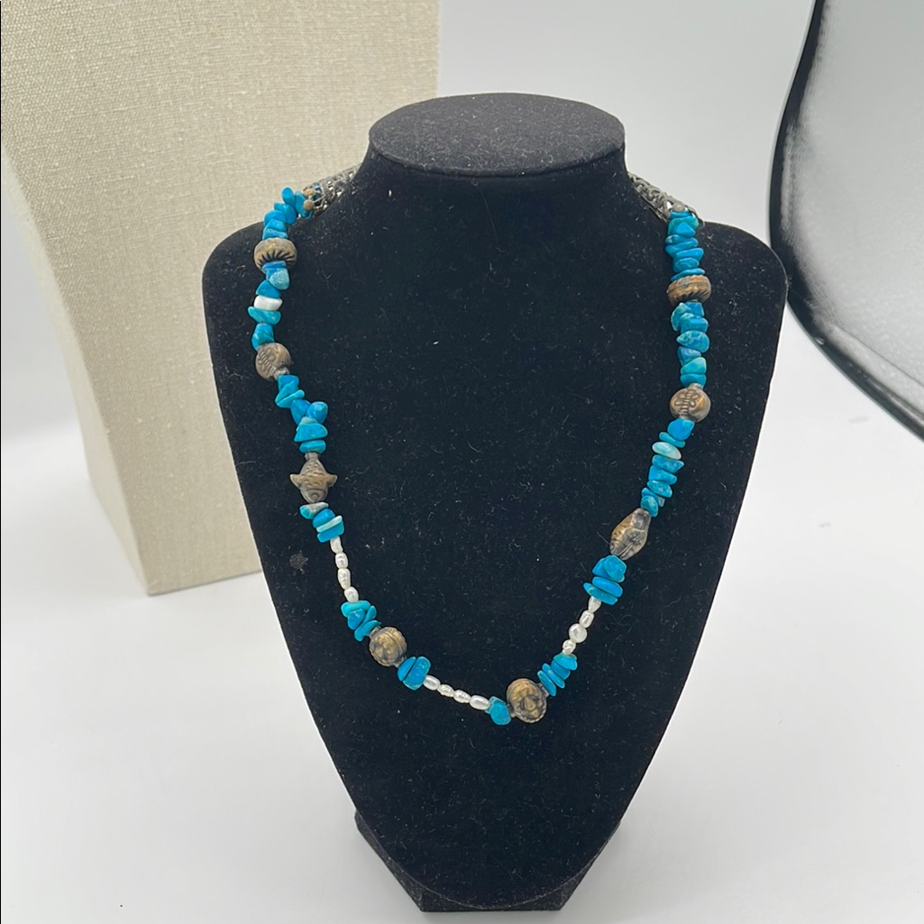 1.14.25_ 2_puka Shell, Rice Pearls And Metal Fish Necklace